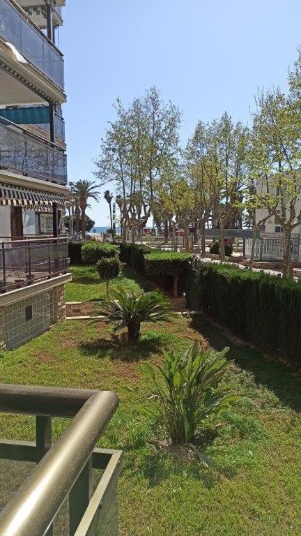 Apartamento En 1ª Linea De Mar En ซาลอว์ ภายนอก รูปภาพ